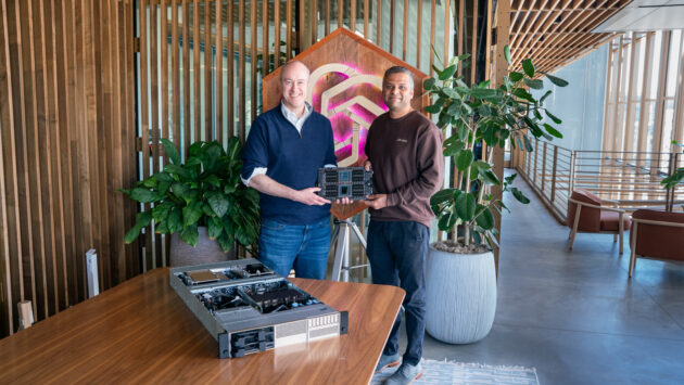 OpenAI 본사에서 Vera CPU를 받는 Sachin Katti와 Ian Buck